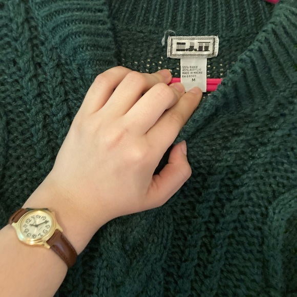 SOLD Dark green emerald green sweater large - Picture 2 of 4